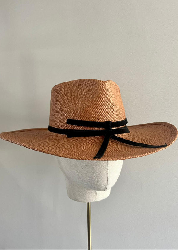 Damona Hat in Panama Straw