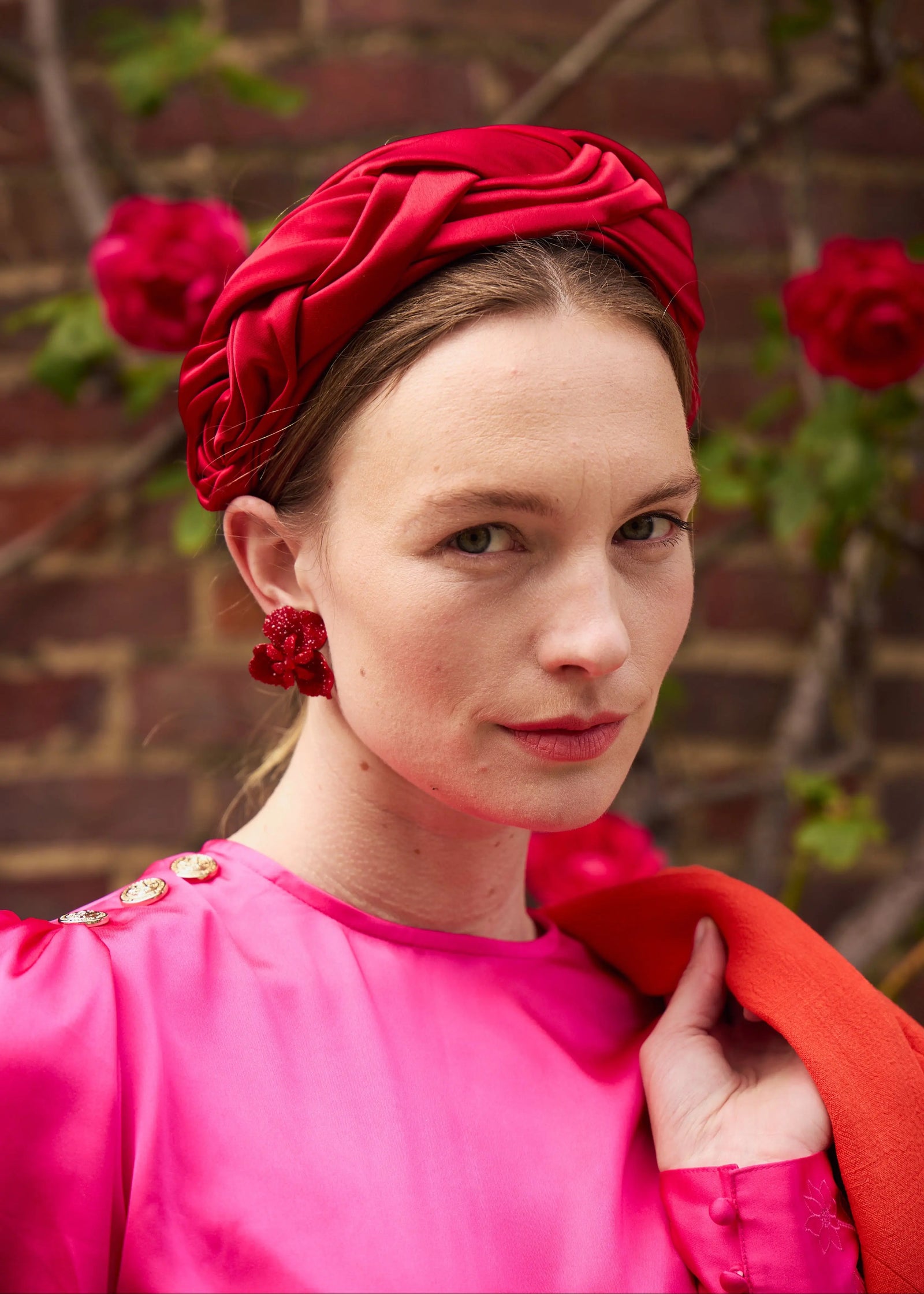 SHRIMPS ANTONIA HEADBAND RED カチューシャ Antheia-Headband-in-Satin-Jane