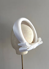The Halo® in Satin with Classic Bow Black/Ivory