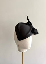 Neso Hat in Satin with Bow