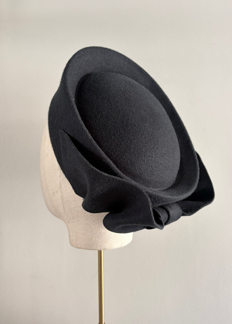 Delia Felt Pillbox with Bow in Midnight