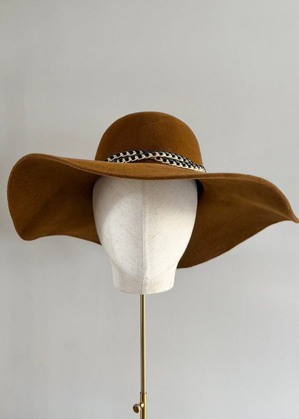 Floppy Hat in Felt with Chain Detail in Brandy
