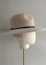 Fedora in Felt with Leather Trim in Alabaster