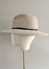 Fedora in Felt with Leather Trim in Alabaster