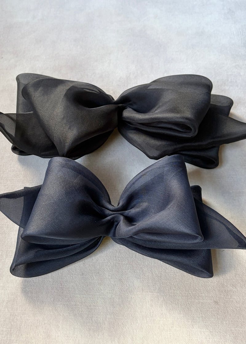 Small Fauna Organza Bow Hair Clip
