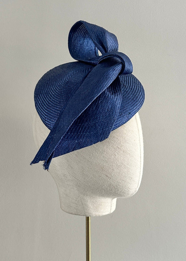 Teardrop Hat in Straw with Bow in Royal Blue