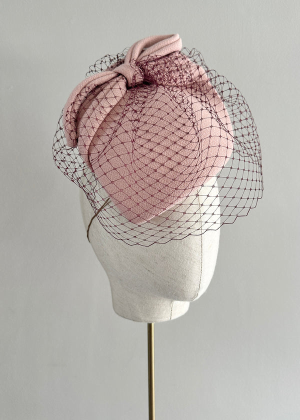 Persephone Hat in Crepe with Veiling and Bow in Rose