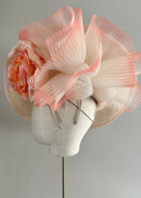 XL Kyra in Sinamay with Roses and Crin Waves in Peach
