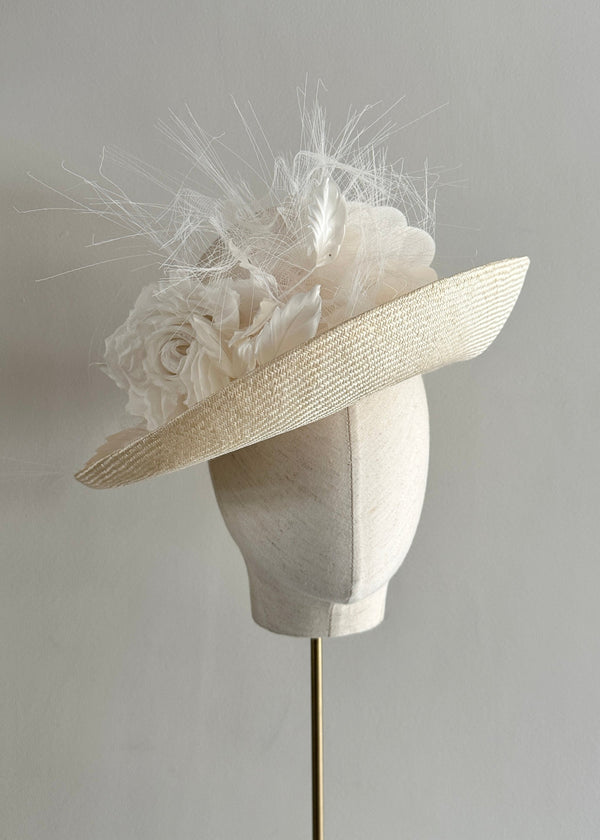 Mini Oval Brimmed Hat with Rose in Ivory