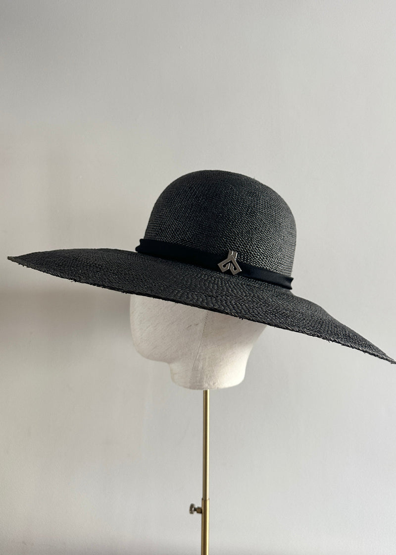 Sun Hat in Panama with Black Ribbon in Black