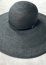 Sun Hat in Panama with Black Ribbon in Black