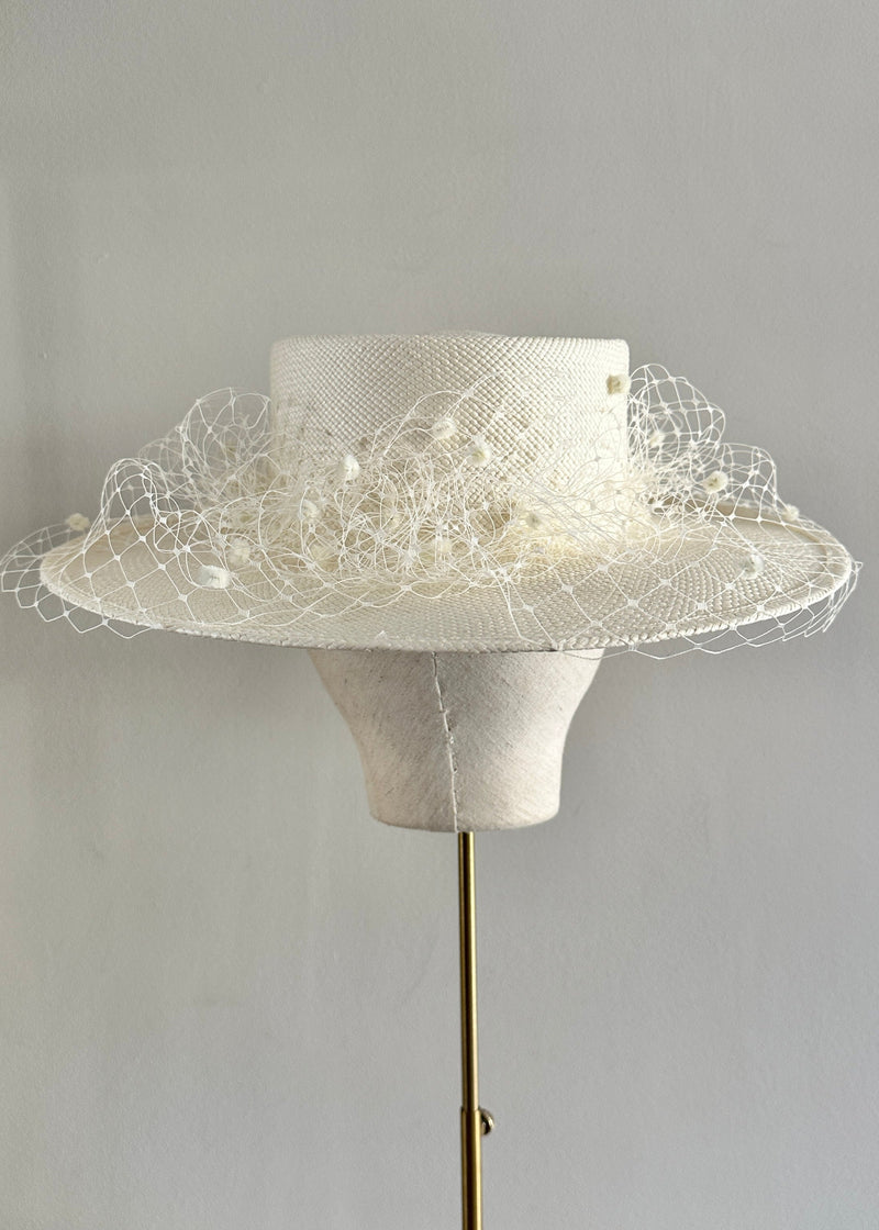 Nixi Panama Boater with Spotted Veil in Ivory