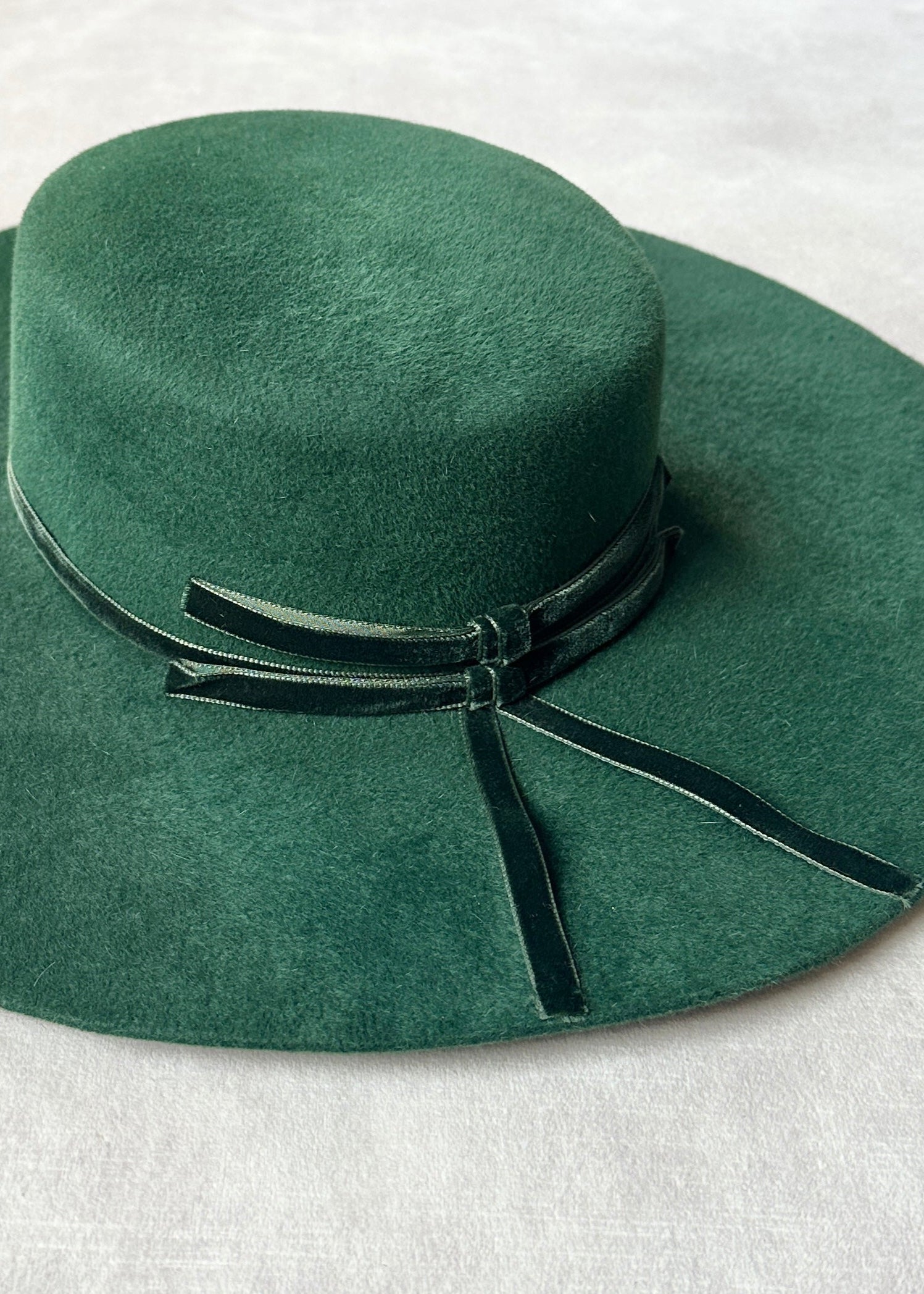 Boater in Luxury Felt in Green - Jane Taylor London display picture 1