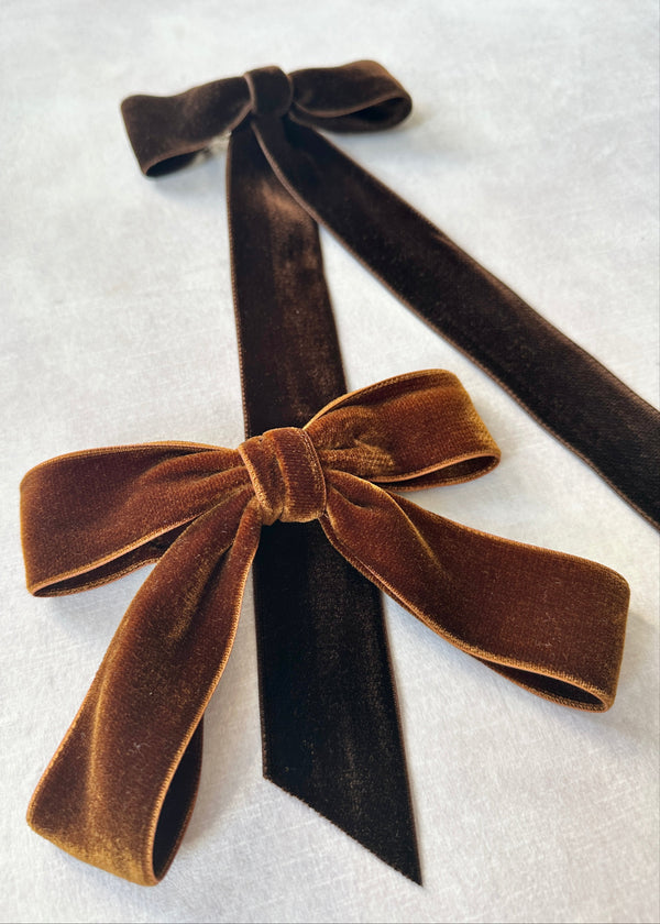 Double Velvet Small Hair Bow in Coffee