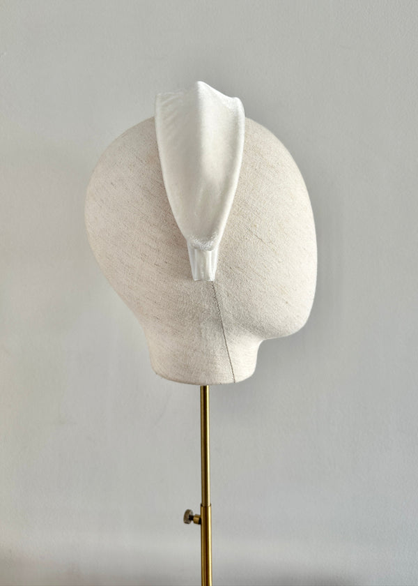 Diana Velvet Headband in Ivory