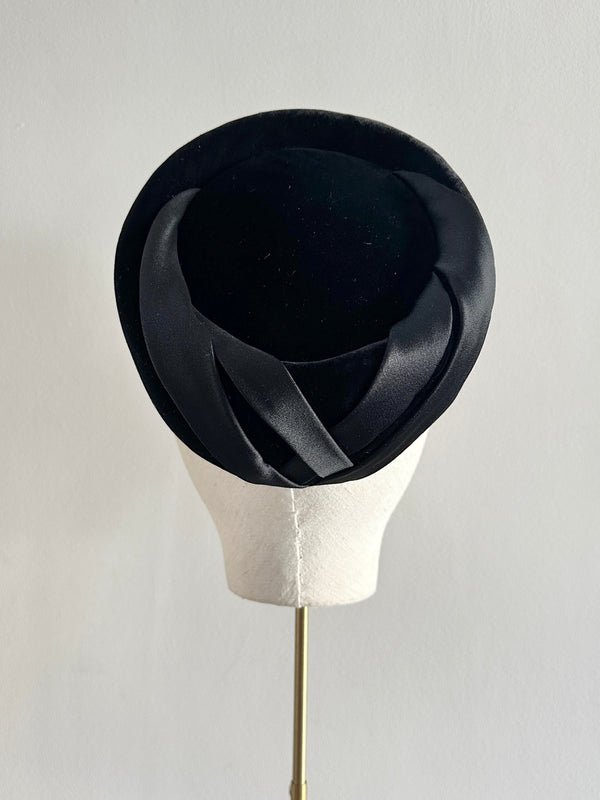 Roma Pillbox in Velvet with Satin Detail in Black