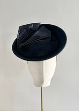 Thea Hat in Felt in with Satin Bow in Black