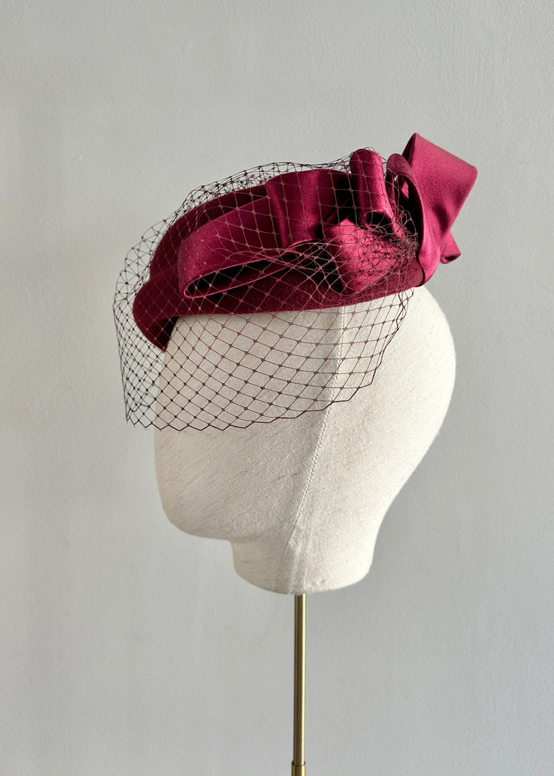 Neso Hat in Luxury Felt with Satin Bow and Veiling