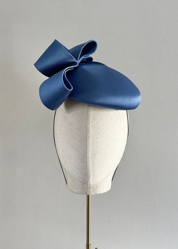 Kali Hat in Satin with Bow in Denim