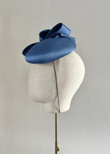 Kali Hat in Satin with Bow in Denim
