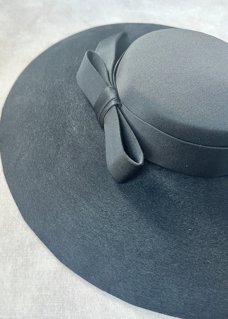 Hera Hat in Luxury Felt with Satin Crown in Black