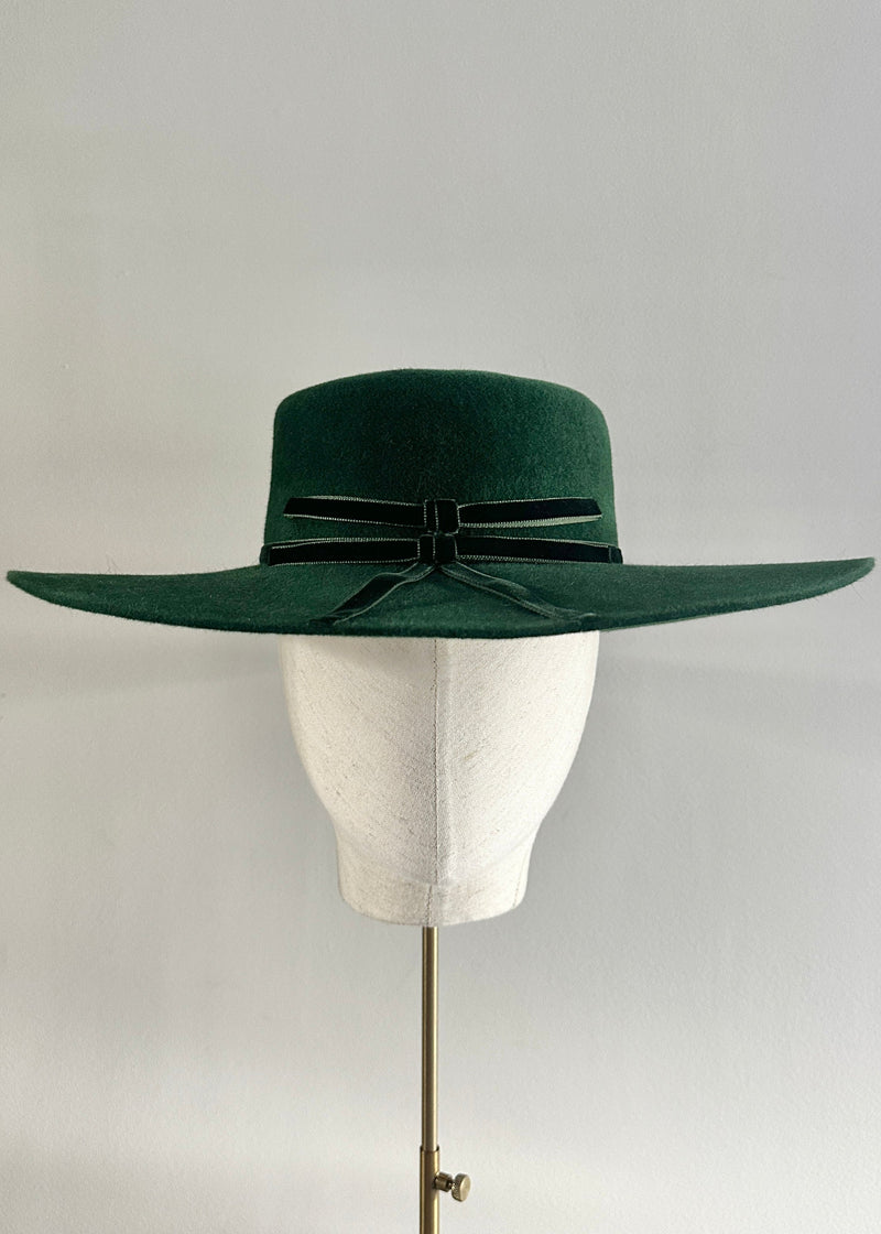 Boater in Luxury Felt in Green