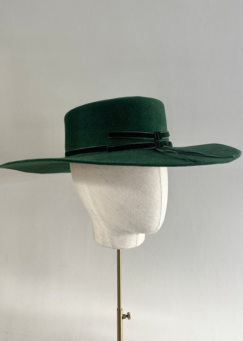 Boater in Luxury Felt in Green