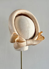 The Halo® in Straw in Natural
