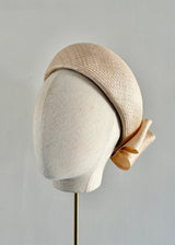 The Halo® in Straw in Natural