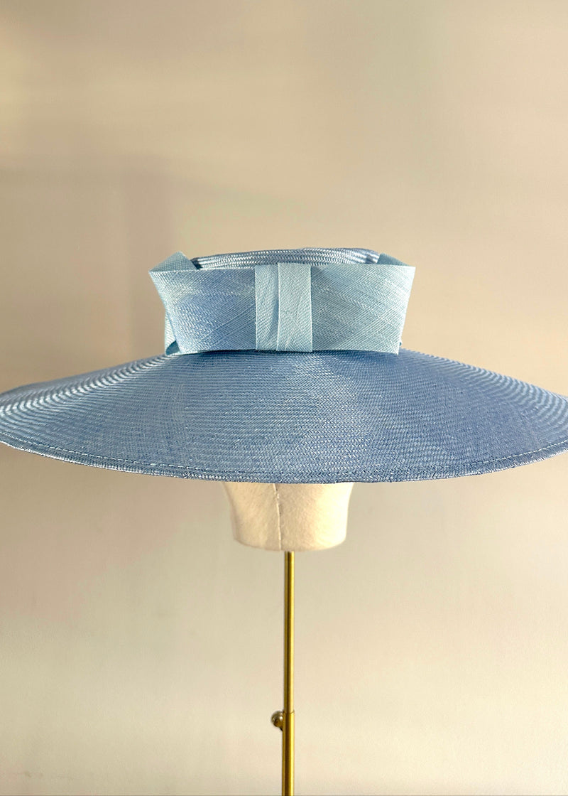 Enid Boater Hat in Straw with Pinokpok Bow