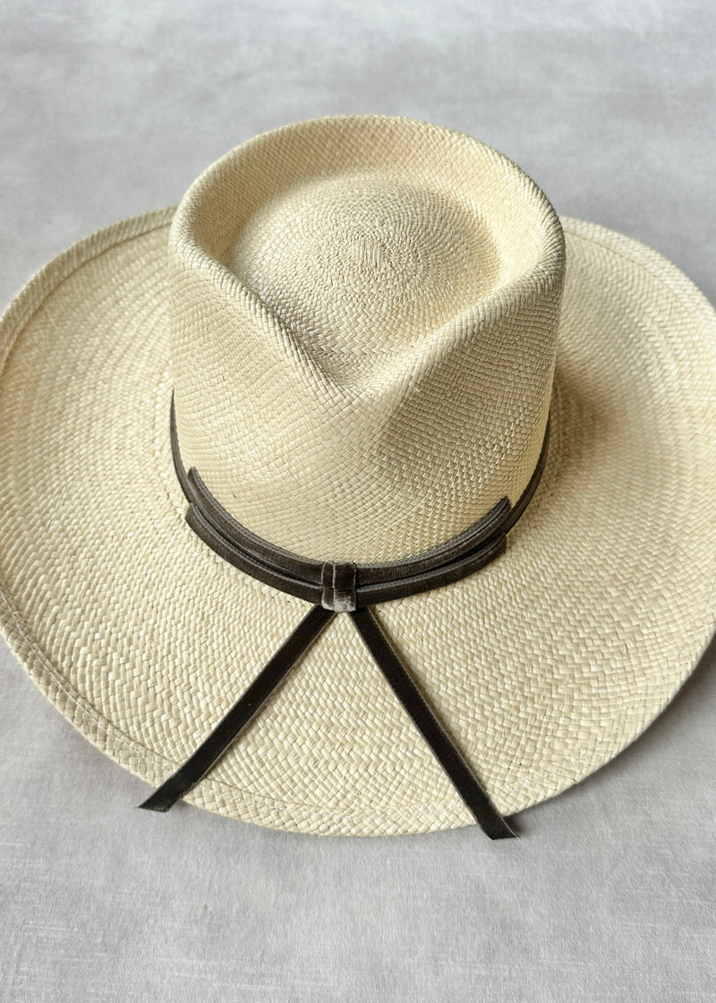 Damona Hat in Panama Straw in Cream