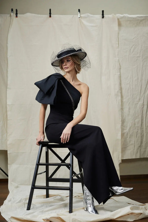 Nete Boater with Veiling Jane Taylor London